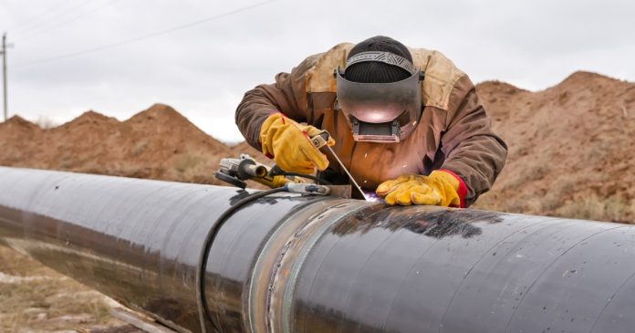massive-global-pipeline-expansion-threatens-climate-goals