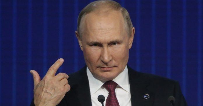 russia-revives-its-botnet-to-hit-swing-state-democrats